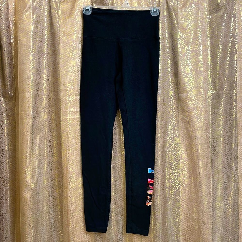 ‎PINK Victorias Secret black watercolor logo yoga leggings, XS NWOT
